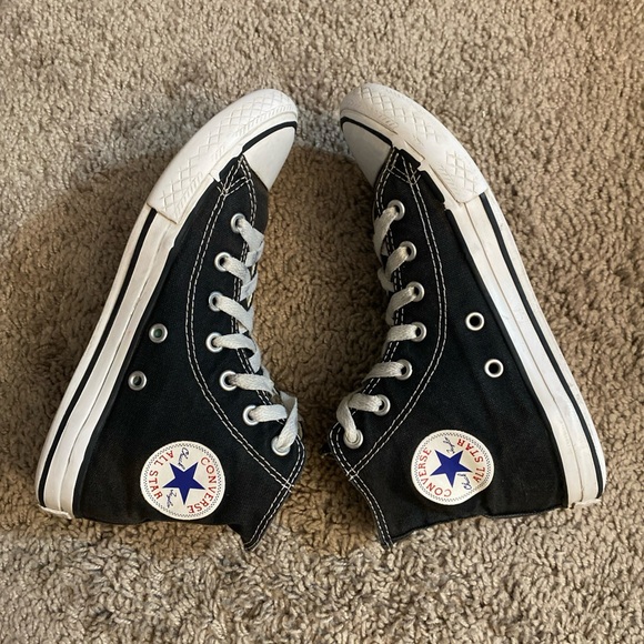 Converse all stars Chuck Taylor Hi Black and White unisex Youth Sneakers - Picture 11 of 17
